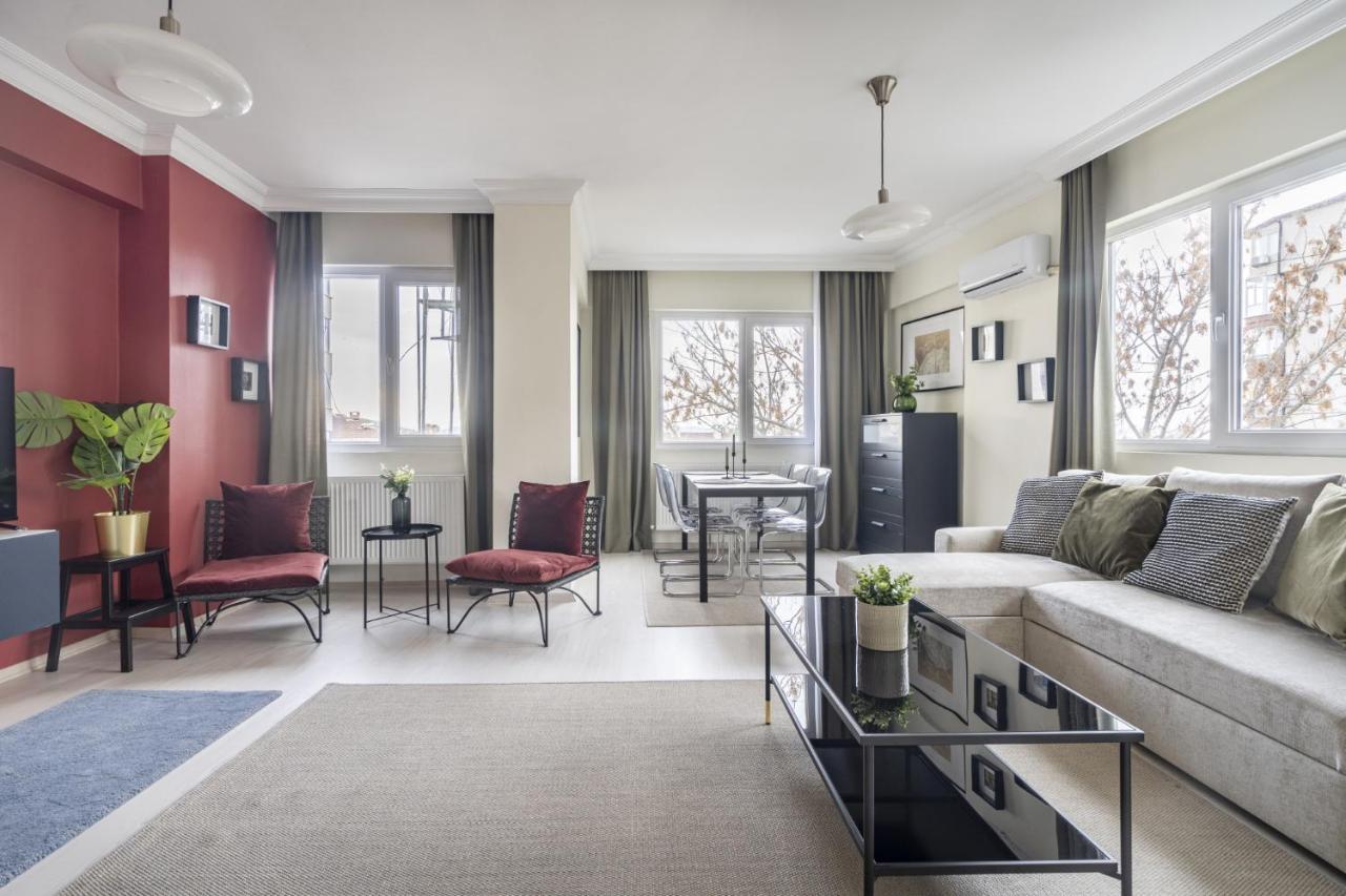 Modern Flat With Balcony On Bagdat Street Apartment Istanbul Ngoại thất bức ảnh