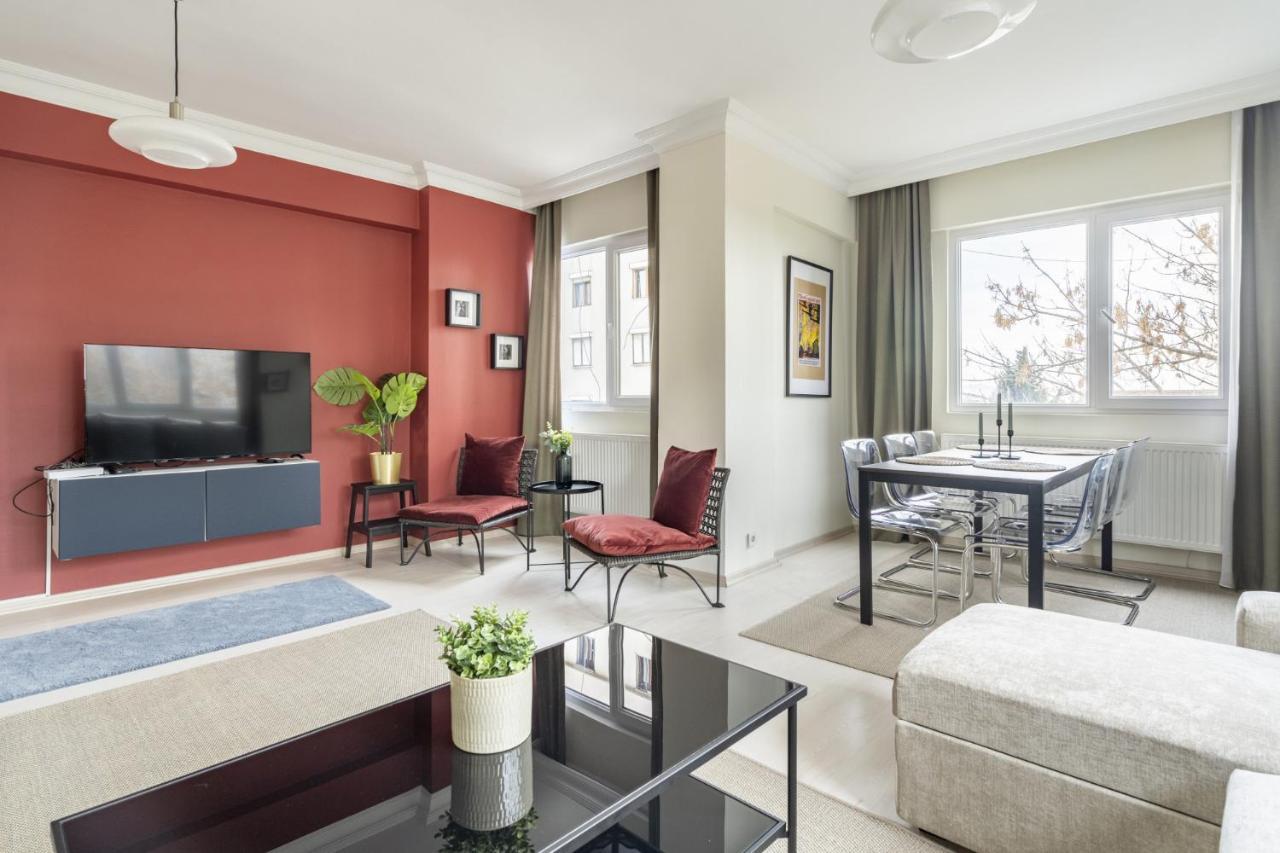 Modern Flat With Balcony On Bagdat Street Apartment Istanbul Ngoại thất bức ảnh
